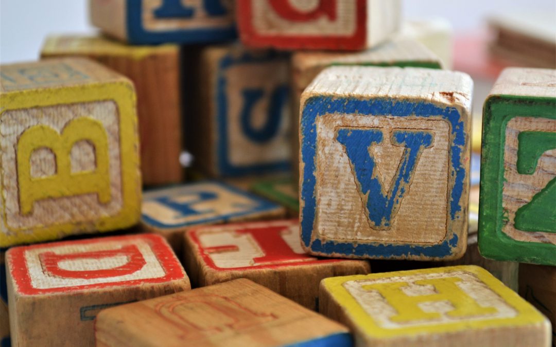 cubos con letras